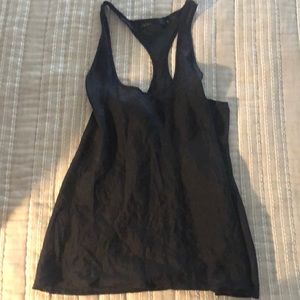 Akiko black tank